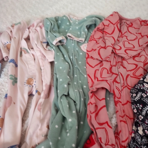 9mo 11 pieces Baby Girl clothes bundle - Picture 3 of 6